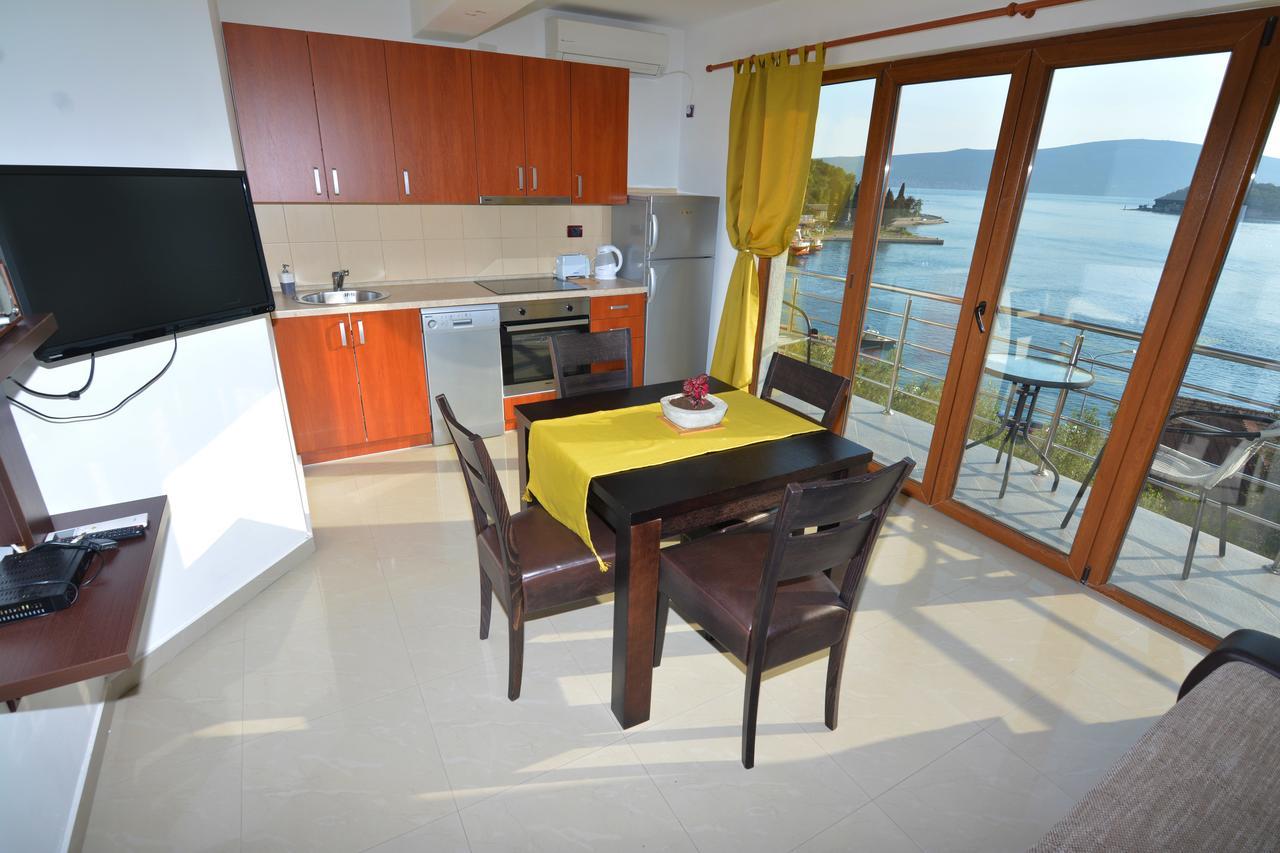 Tale House Montenegro Tivat Exterior foto